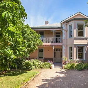 Medindi Manor Guest house Cape Town